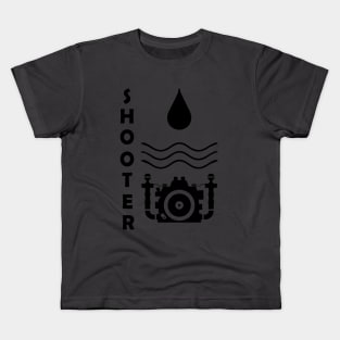 underwater photographer Kids T-Shirt